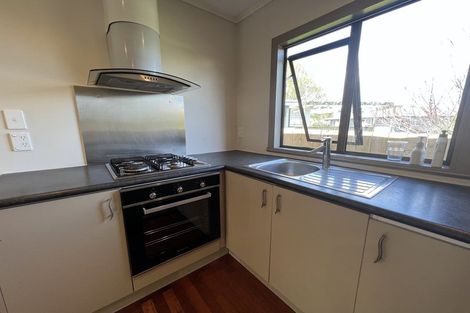 Photo of property in 18 Challinor Street, Pakuranga, Auckland, 2010