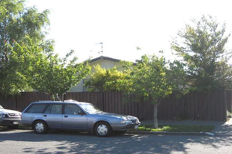 Photo of property in 1/9 Valecrest Avenue, Parklands, Christchurch, 8083