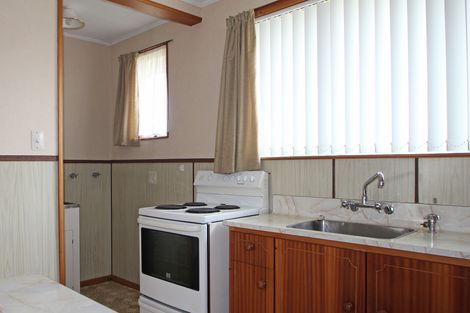 Photo of property in 8a Stuart Street, Holmes Hill, Oamaru, 9401