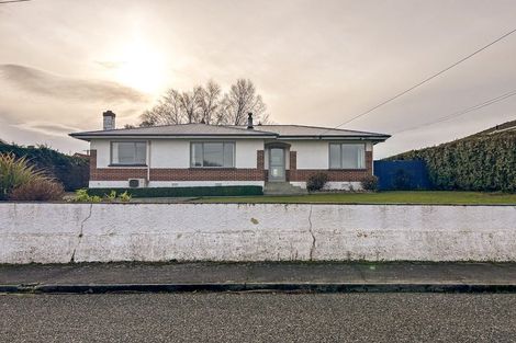 Photo of property in 3 Park Street, Gore, 9710