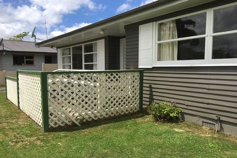 Photo of property in 6 Holdsworth Avenue, Milson, Palmerston North, 4414