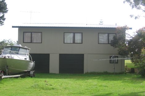 Photo of property in 107 Winslow Place, Matarangi, Whitianga, 3592