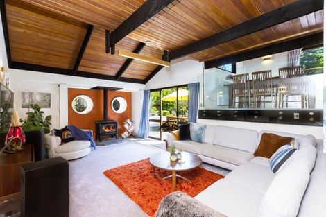 Photo of property in 19 Freemans Way, Pinehaven, Upper Hutt, 5019