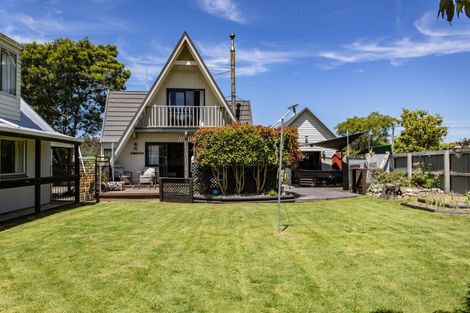 Photo of property in 17 Wellington Street, Ashley, Rangiora, 7477