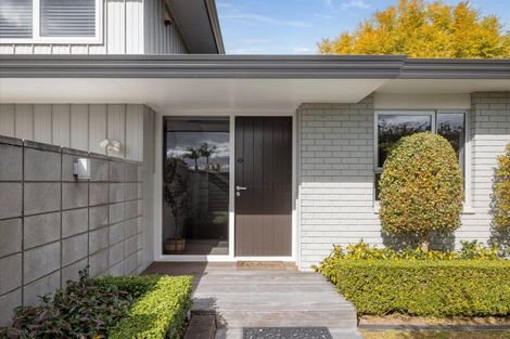 Photo of property in 30 Edgecumbe Road, Tauranga, 3110