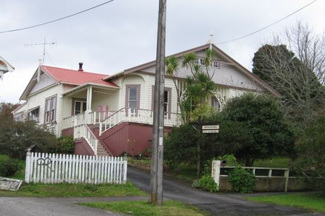 Photo of property in 7 Porter Crescent, Helensville, 0800