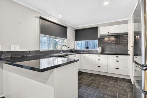 Photo of property in 35 Nottingham Drive, Hamilton East, Hamilton, 3216