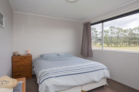 Photo of property in 1 Hollyburn Road, Hampden, 9410