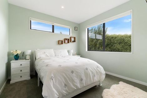 Photo of property in 28 Minaret Ridge, Wanaka, 9305