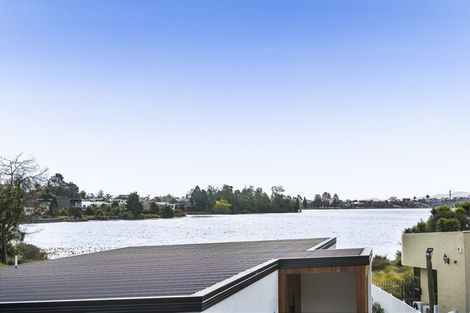 Photo of property in 8a Lake Crescent, Hamilton Lake, Hamilton, 3204