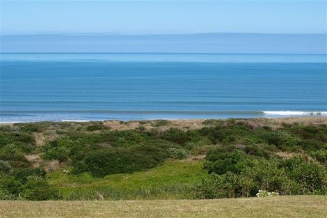 Photo of property in 133 Karaka Street, Castlecliff, Whanganui, 4501