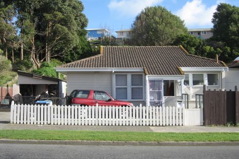 Photo of property in 58 Hampshire Street, Cannons Creek, Porirua, 5024