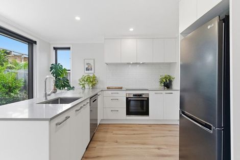 Photo of property in 43 Nursery Lane, Papamoa, 3118