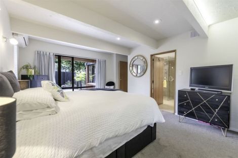 Photo of property in 105 Gardiners Road, Harewood, Christchurch, 8051