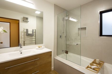 Photo of property in 48 Riverside Road, Frankton, Queenstown, 9300