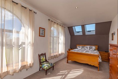 Photo of property in 100 Waihou Road, Levin, 5571