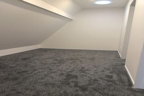 Photo of property in 14d Elcoat Avenue, Te Atatu South, Auckland, 0610