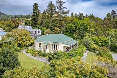 Photo of property in 16 Aubrey Street South, Akaroa, 7520
