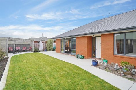 Photo of property in 6a Pentecost Road, Rangiora, 7400