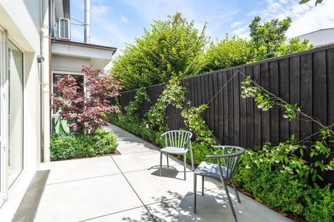 Photo of property in 22a Queens Avenue, Merivale, Christchurch, 8014