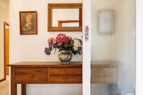 Photo of property in 3 Worsfold Lane, Terrace End, Palmerston North, 4410