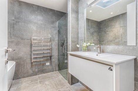 Photo of property in 98 Buckley Avenue, Hobsonville, Auckland, 0616