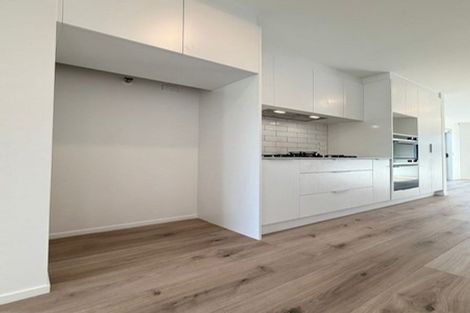 Photo of property in 5 Aquamarine Road, Rosehill, Papakura, 2113