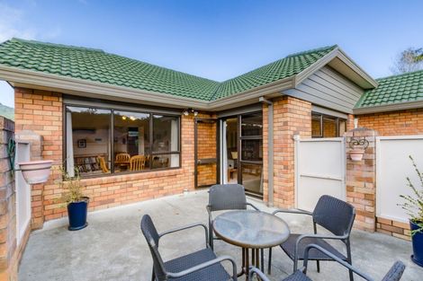 Photo of property in 31 Awanui Drive, Waikanae, 5036