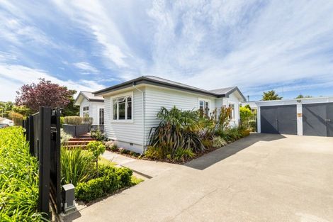 Photo of property in 10 Plassey Street, Havelock North, 4130