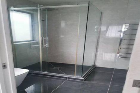 Photo of property in 21 Ascension Crescent, Orewa, 0931