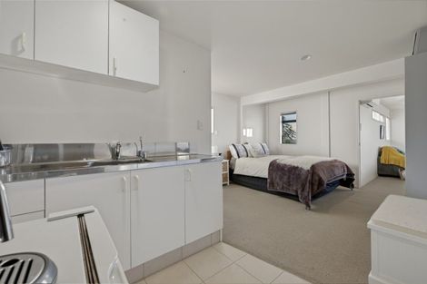 Photo of property in 29 Downing Place, Welcome Bay, Tauranga, 3112