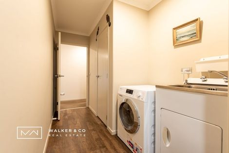 Photo of property in 33 Hildreth Street, Trentham, Upper Hutt, 5018