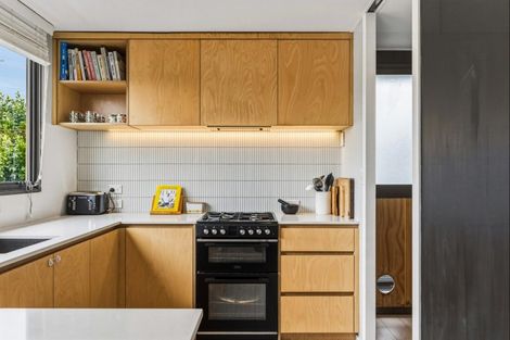 Photo of property in 1/26 Empire Road, Devonport, Auckland, 0624