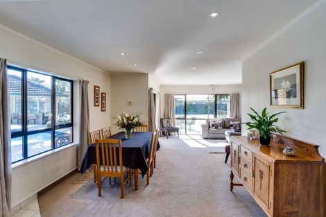 Photo of property in 77 Auckland Road, Greenmeadows, Napier, 4112