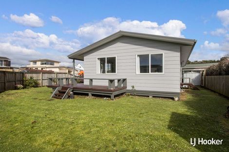 Photo of property in 5a Adela Stewart Drive West, Athenree, Waihi Beach, 3177