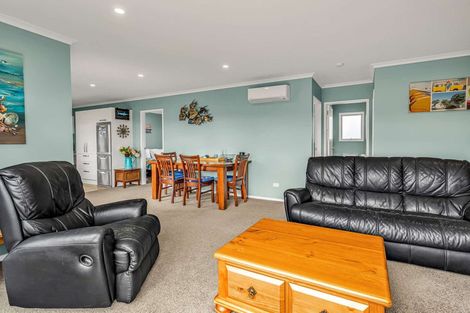 Photo of property in 337 Harbour Drive East, Matarangi, Whitianga, 3592