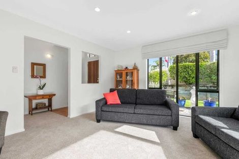 Photo of property in 80 Landing Drive, Albany, Auckland, 0632