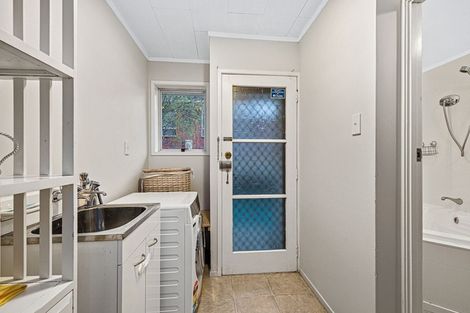 Photo of property in 4 Rehia Road, Massey, Auckland, 0614