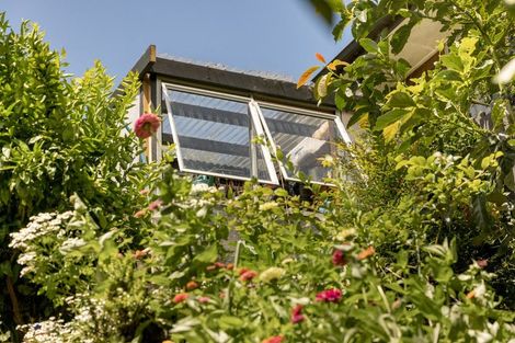 Photo of property in 212 Bellevue Road, Bellevue, Tauranga, 3110