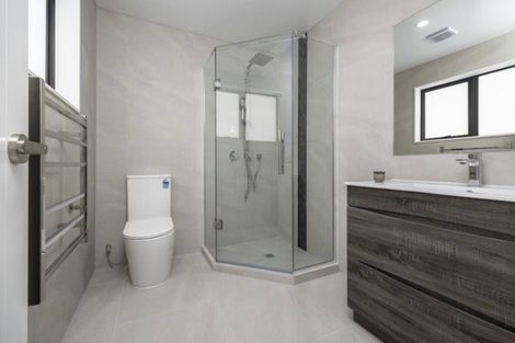 Photo of property in 5/3 Harris Road, Mount Wellington, Auckland, 1051