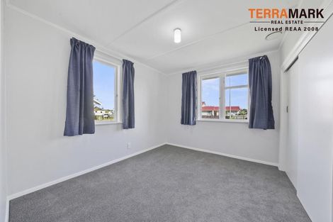 Photo of property in 9 Hewson Crescent, Otaki Beach, Otaki, 5512