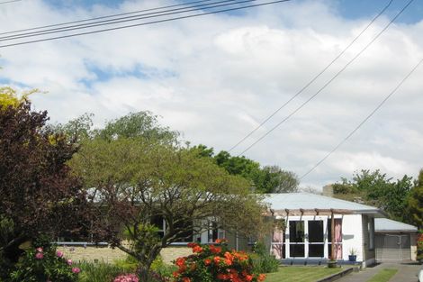 Photo of property in 34 Dunedin Street, Redwood, Christchurch, 8051