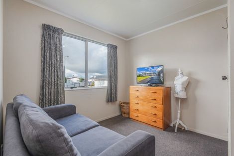 Photo of property in 26 Barton Street, Marton, 4710