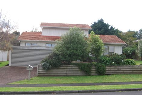 Photo of property in 24 Deodar Place, Totara Heights, Auckland, 2105