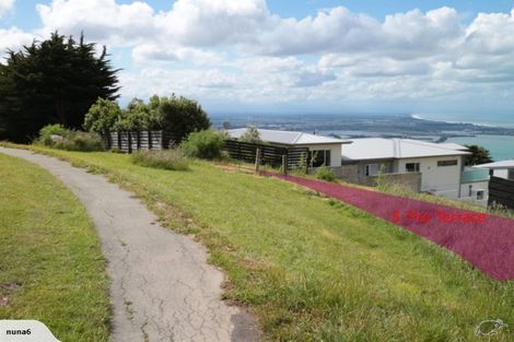 Photo of property in 5 The Terrace, Mount Pleasant, Christchurch, 8081