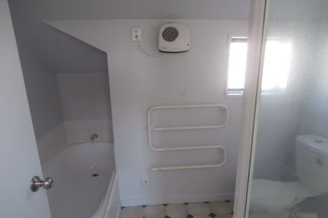 Photo of property in 3/407 Barbadoes Street, Christchurch Central, Christchurch, 8013