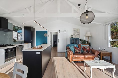 Photo of property in 35 Wesney Terrace, Kingston, Athol, 9793