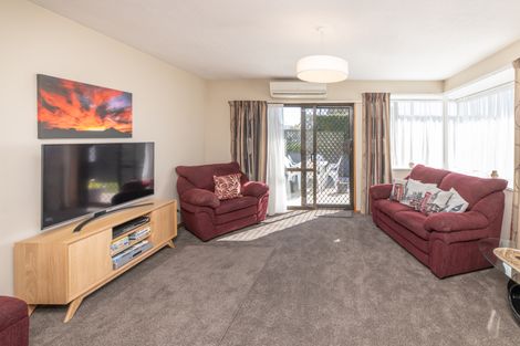 Photo of property in 1/201 Harewood Road, Papanui, Christchurch, 8053