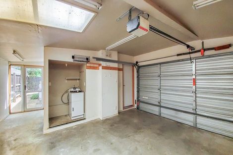 Photo of property in 17a Brockworth Place, Riccarton, Christchurch, 8011