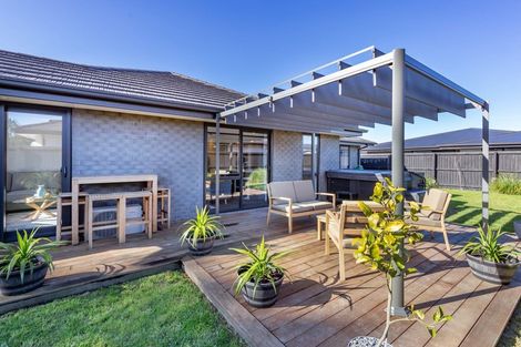 Photo of property in 128 Broadlands Drive, Rolleston, 7615